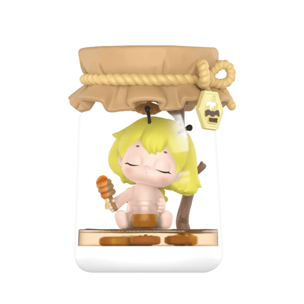 Bee Betty can light large Figure By Pop Mart